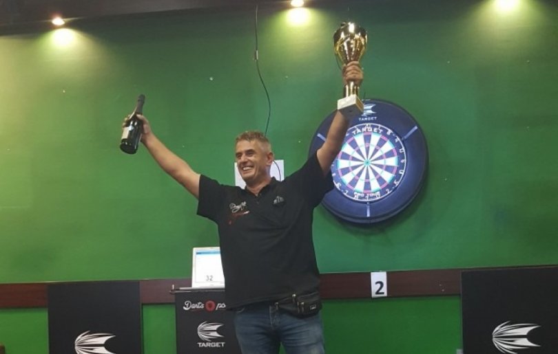 Dragutin Pečnjak won Darts point steel dart tournament